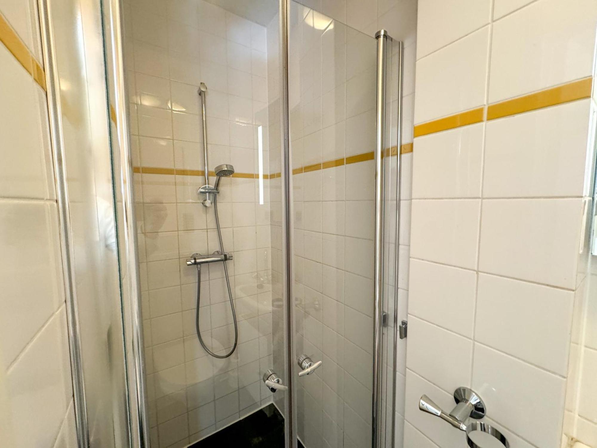 Yourbnb Suites Haarlemmerstraat Amsterdam Extérieur photo